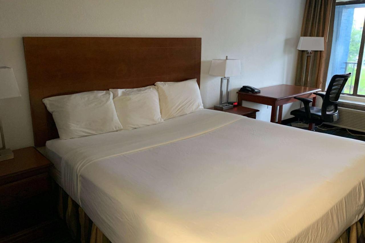 Travelodge By Wyndham Mobile Al Екстериор снимка